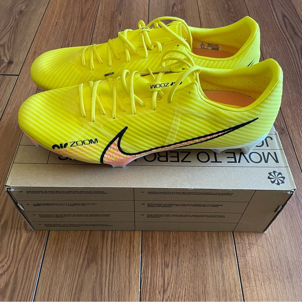 *NIB* Nike Zoom Vapor 15 Academy FG/MG Size 13 Men’s